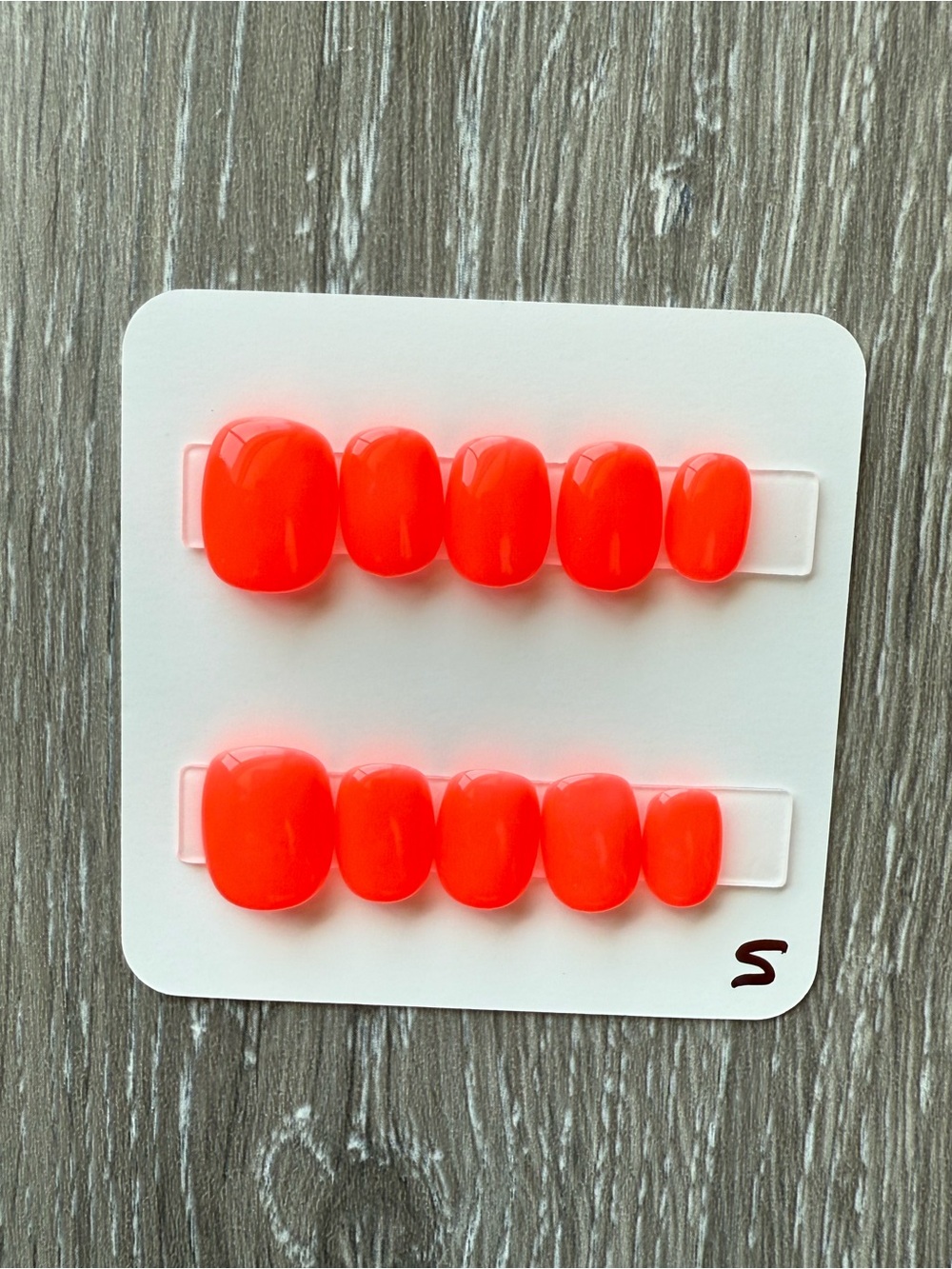 Bright Neon Coral Press-On Nail Set